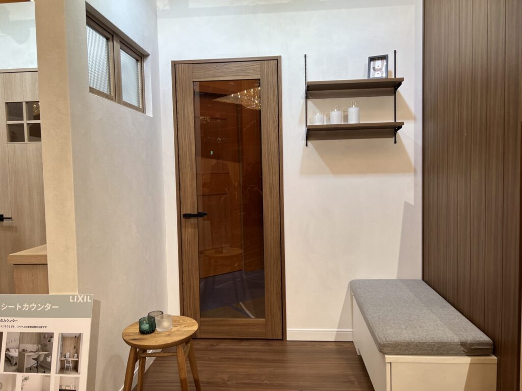 シークレットヒンジ(丁番)画像