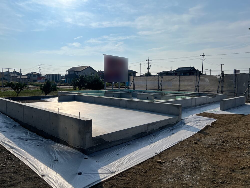 新築2階建て基礎完成