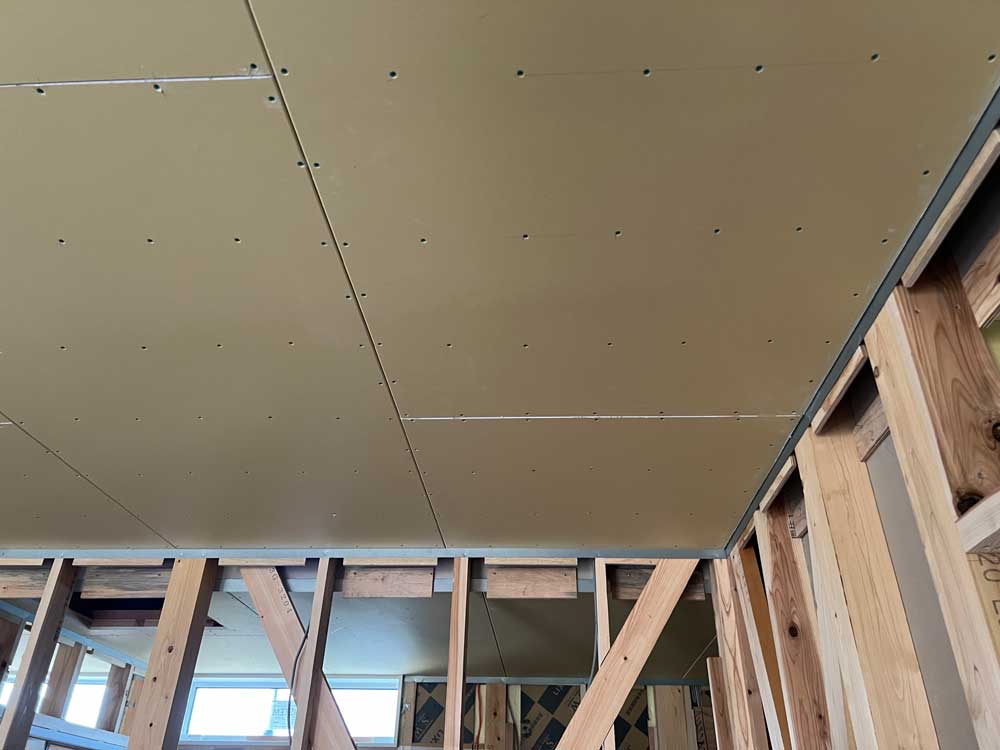 石膏ボード張り