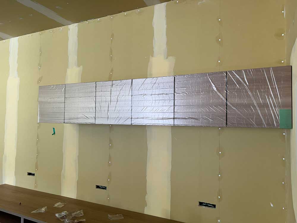 キッチン施工：カップボード上部